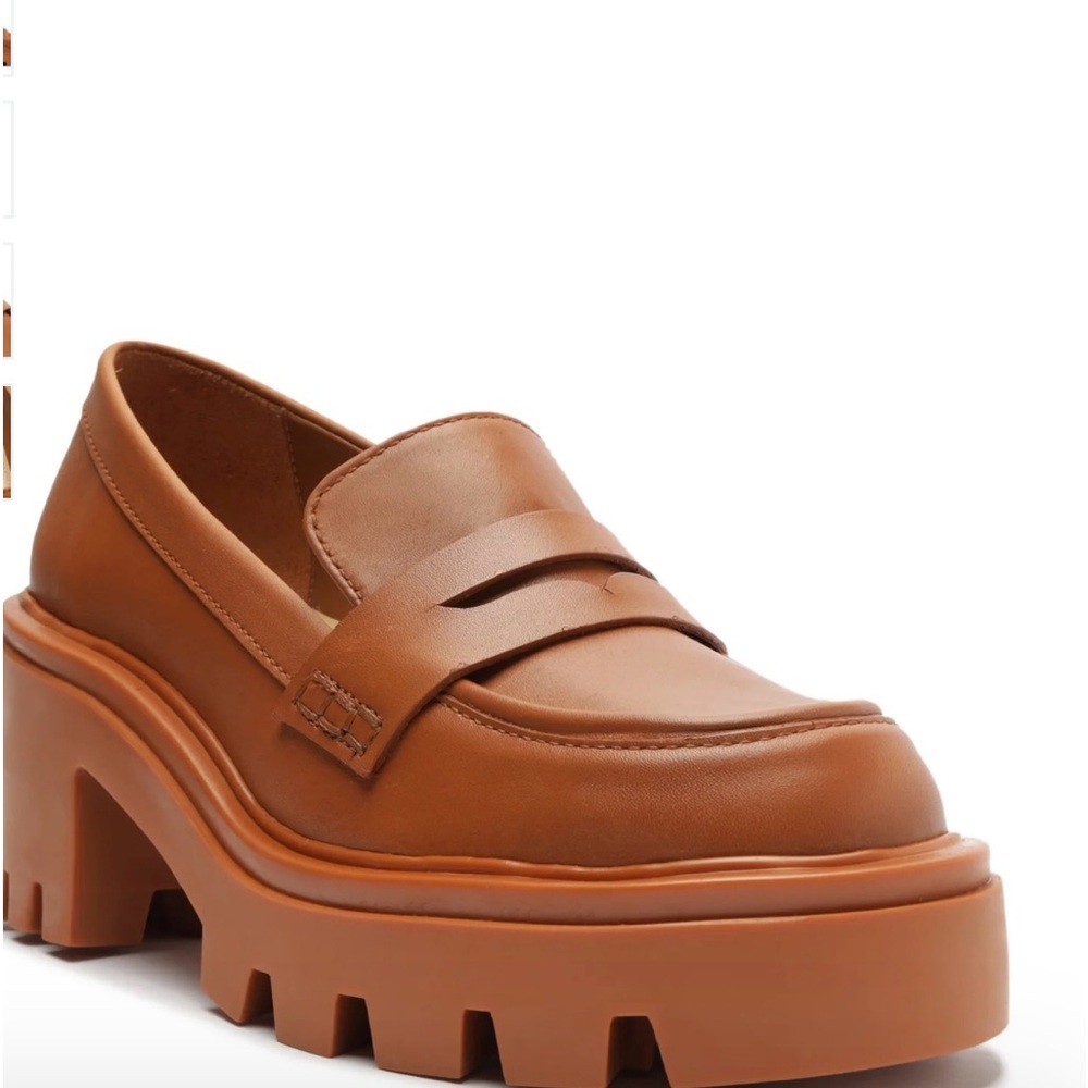 Viola Tractor Leather Flat